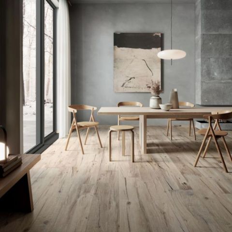 Bodenfliesen in Holzoptik