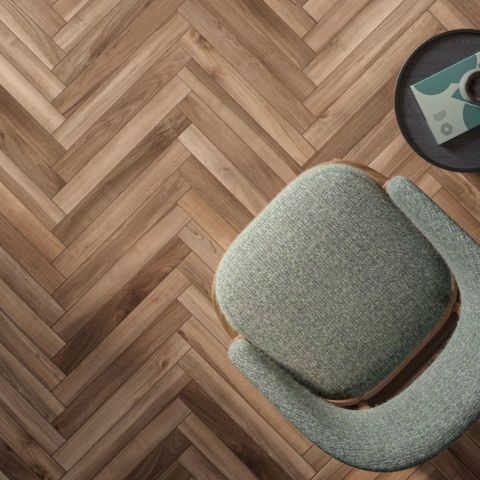 Bodenfliesen in Holzoptik