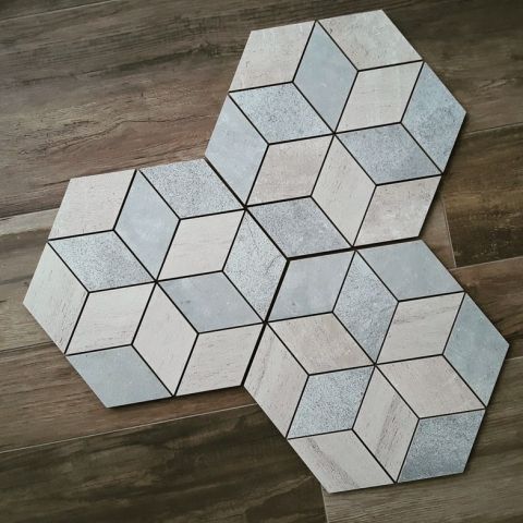 Fliesenschneiden Fliesenelemente in Wasserstrahtechnik geschnitten